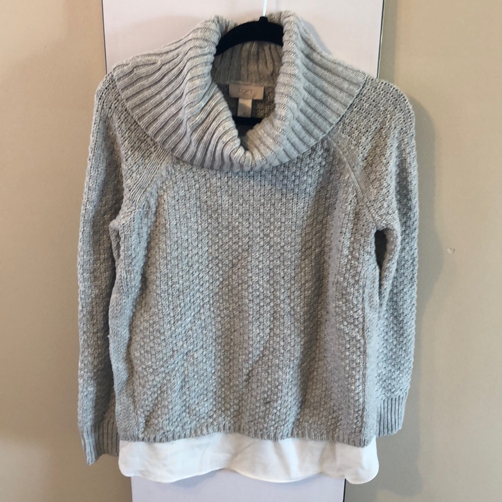 Women’s Loft Grey Sweater